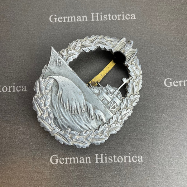 Kriegsmarine Zerstörer Kriegsabzeichen 26. B.H. Mayer's